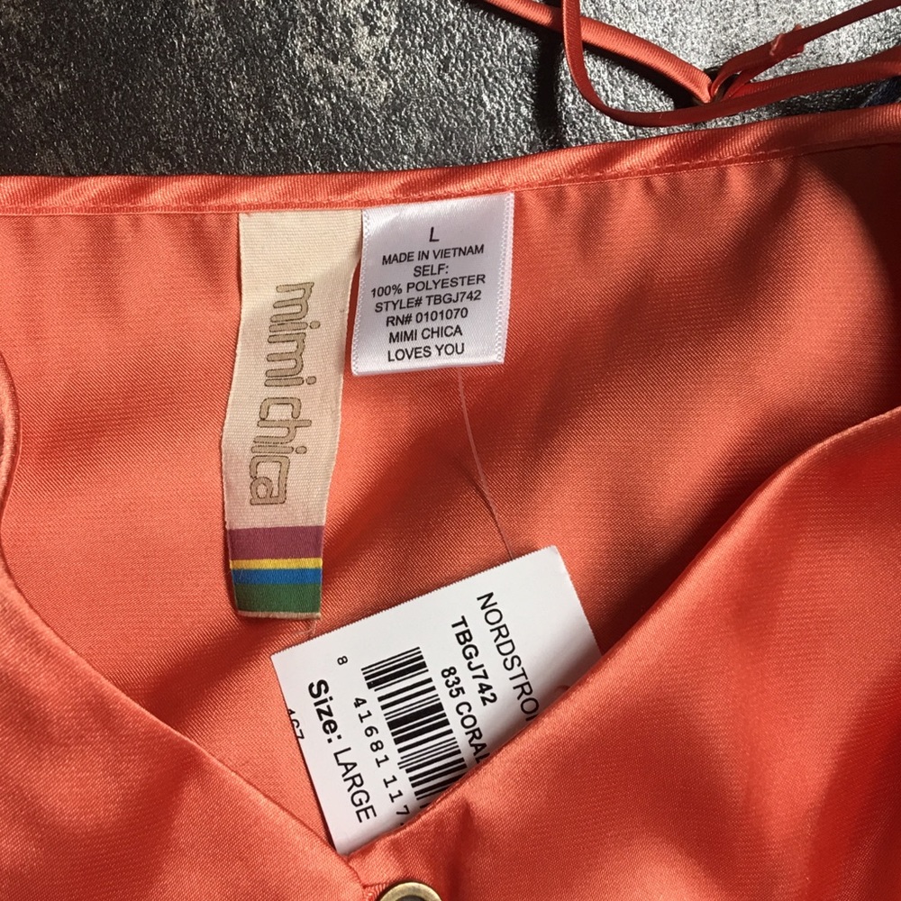Brand new with tags!🧡 - Picture 7 of 8